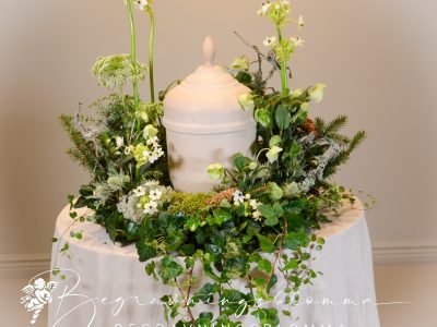 Urnkrans (Skogs glänta)